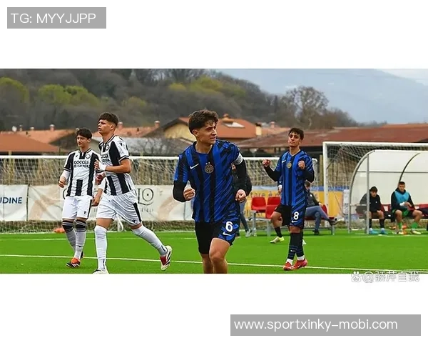 国米官方宣布签约18岁克罗地亚中卫亚基罗维奇将加入U23梯队发展 国米官方宣布签约18岁克罗地亚中卫亚基罗维奇将加入U23梯队发展