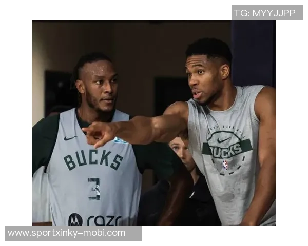 里弗斯称赞特纳表现出色正在努力为其找到最佳位置 里弗斯称赞特纳表现出色正在努力为其找到最佳位置